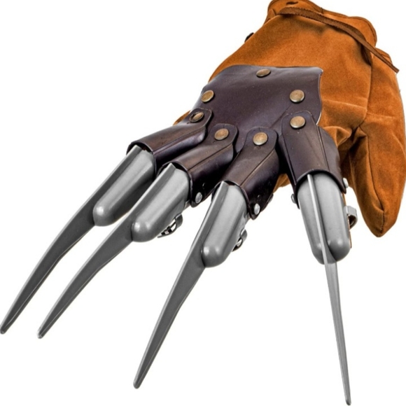 NWOT Freddy Krueger Mask and Glove Costume Size Adult - Picture 5 of 5